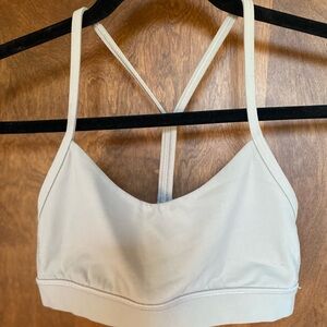 Lululemon Flow Y Nulu Bra. Light support and buttery-soft fabric. Sm